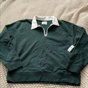 Old Navy Dark Green Pullover with White Collar